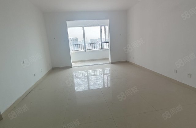 东关国际 新房未住 走一手 两室好楼层带储