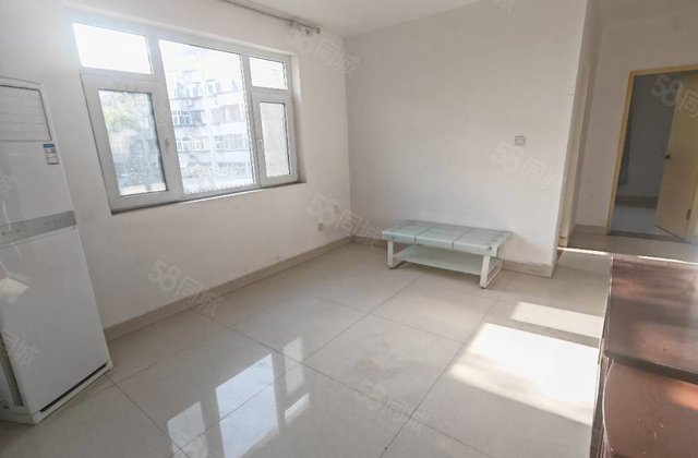 聊城大学附近 锦绣香堤 次新房 边户三室 送储可按揭