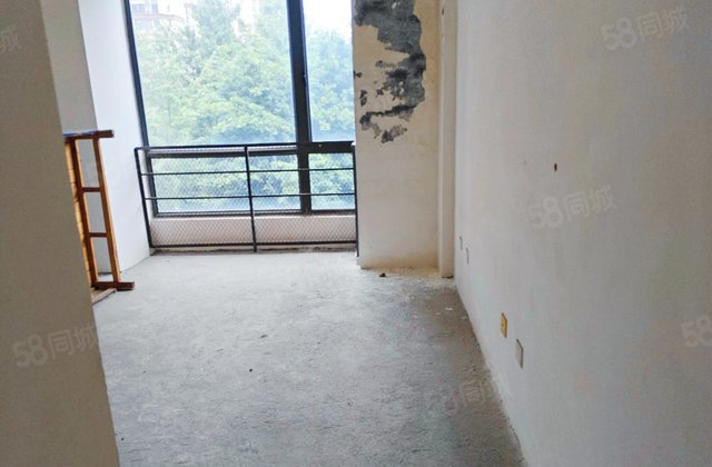 水韵尚城(别墅)4室2厅219.27㎡188万二手房图片