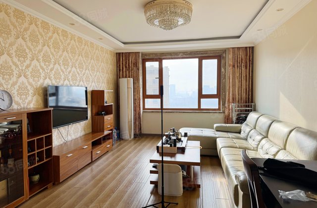 保利香槟3室2厅133.5㎡116万二手房图片