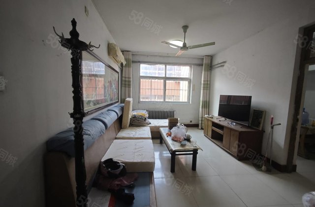 急卖，市中心位置，水城中学附近，市医院，