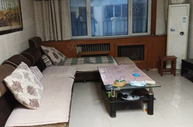 闸口 南北通透 医疗配套成熟 超低密度 车位充足 楼层好