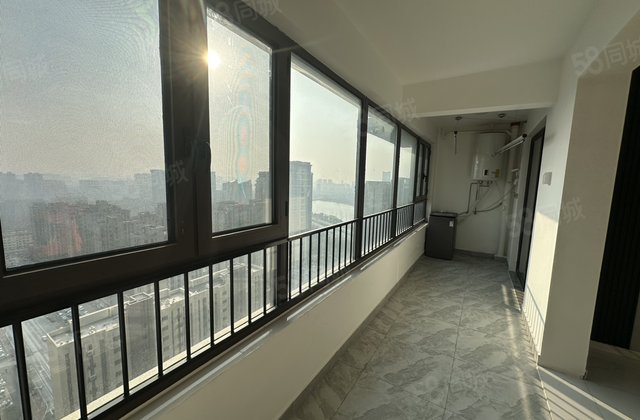 西边户观景房！清水湾国岳府 精装四居 带车位免大税 东昌实验