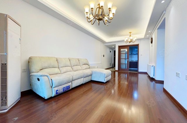 万科里金域国际(一二期)3室2厅110.5㎡146.4万二手房图片