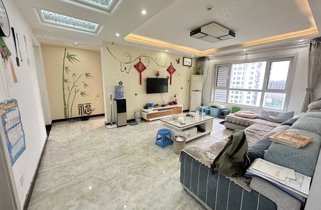 阿卡六期 三室两卫 面积大 好楼层，房东急售