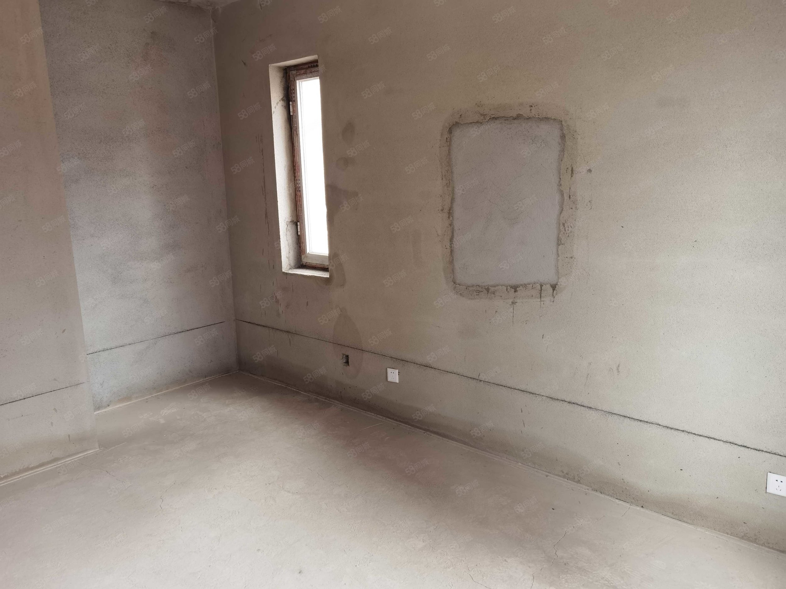 西山湖畔(南区)3室2厅1卫92.86㎡南北54万