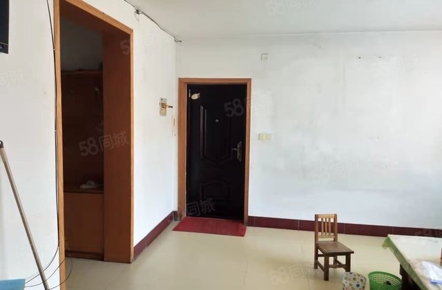 东昌篇区！聚源巷C区三楼，正规三室两厅，大产权好楼层送地下室