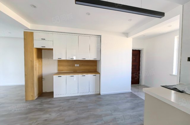 远洋戛纳小镇3室2厅138.29㎡89万二手房图片