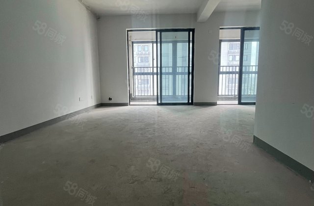 芳华景苑2室2厅81㎡50万二手房图片