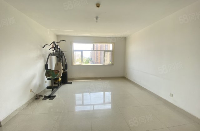 真实在售 东边户 海德公园三室双卫 免大税带车位 锦绣学府