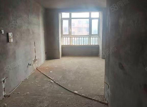 春晴园3室2厅130.86㎡78万二手房图片