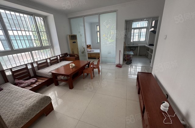 利民路南 天恒御景花园 边户有储 好停车