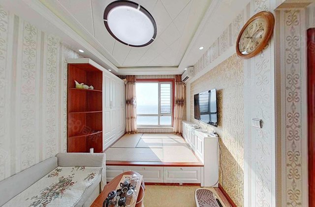 远洋广场1室2厅70.89㎡81万二手房图片