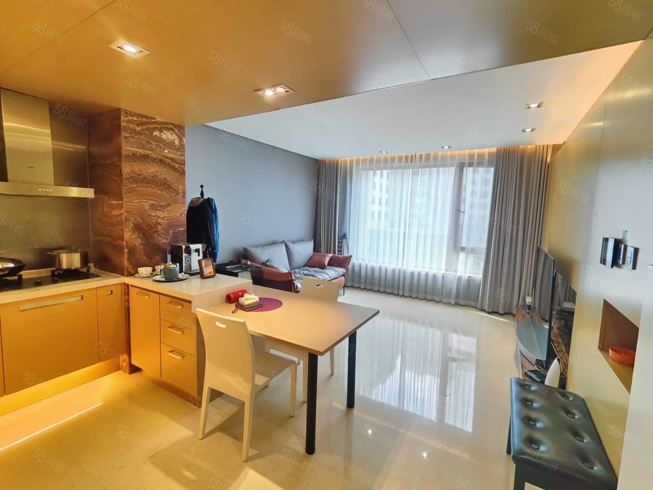 萬(wàn)科公園五號(hào)1室1廳1衛(wèi)86.13㎡南北688萬(wàn)