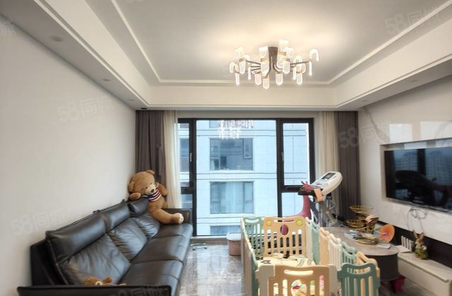 杨帆龙悦4室2厅120㎡165万二手房图片