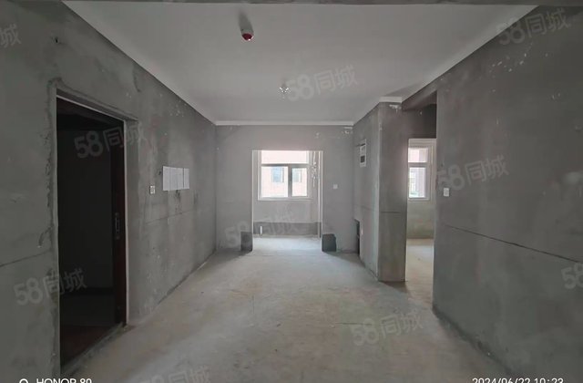 中铭金沙湾3室2厅130.61㎡66万二手房图片