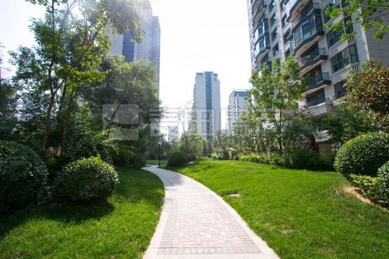 臻園(南區(qū))2室2廳1衛(wèi)89.95㎡南北750萬