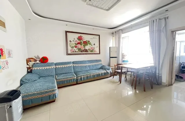 急售阳光实验~电梯好楼层~赠送储藏室~免大税可按揭