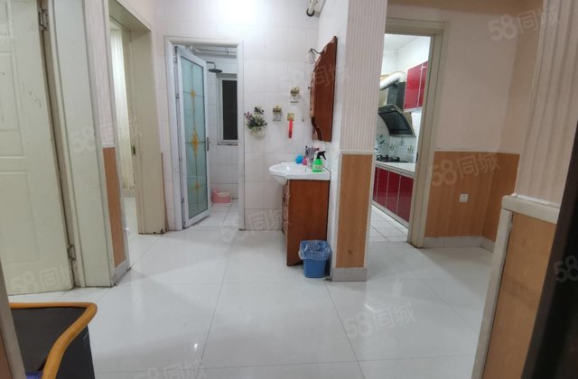 出门就是湖边 火车站 沙滩浴场 光岳楼 小区内总价  一套房