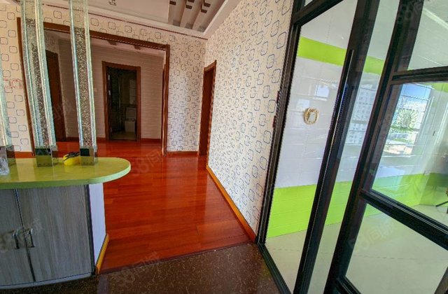 荣耀世纪3室1厅130.8㎡69万二手房图片