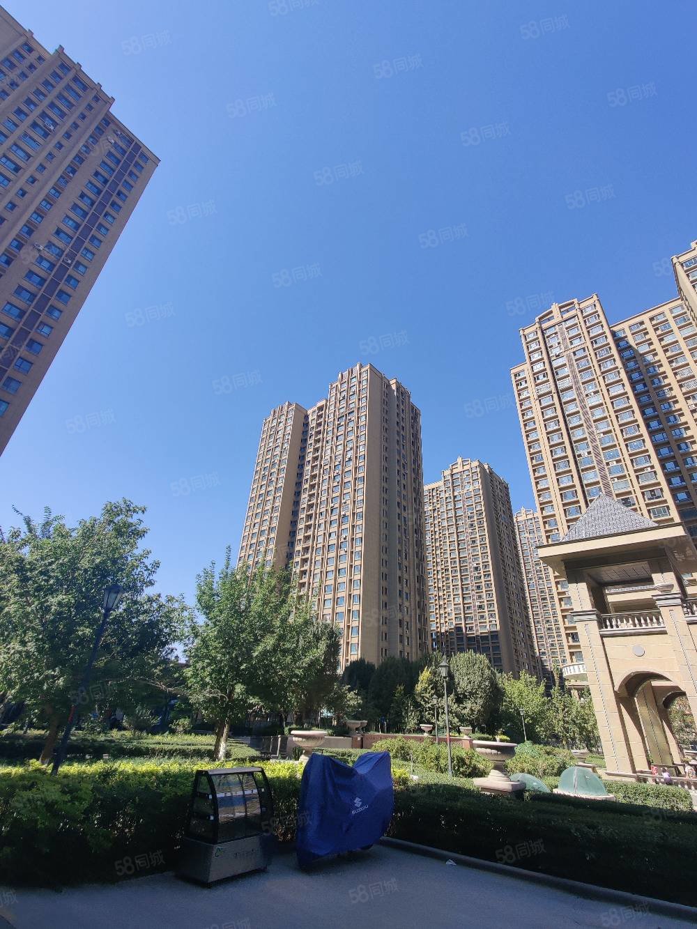 通嘉东方御景3室2厅2卫156.84㎡南北125万