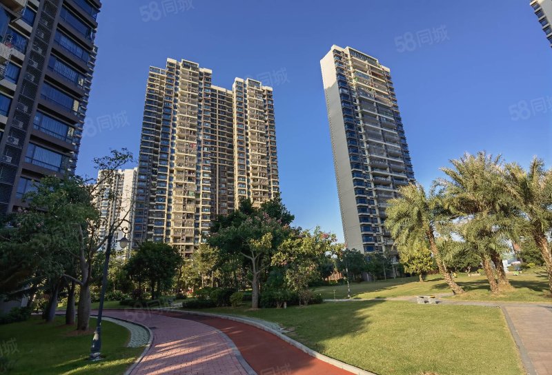 碧桂园越秀西江悦府3室2厅2卫106.53㎡南北135万