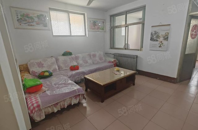 离东昌湖边200 房公路馨苑 价格好谈 二楼 三室 边户