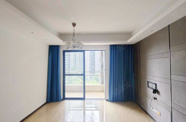 越秀滨海悦城3室2厅117.13㎡150万二手房图片