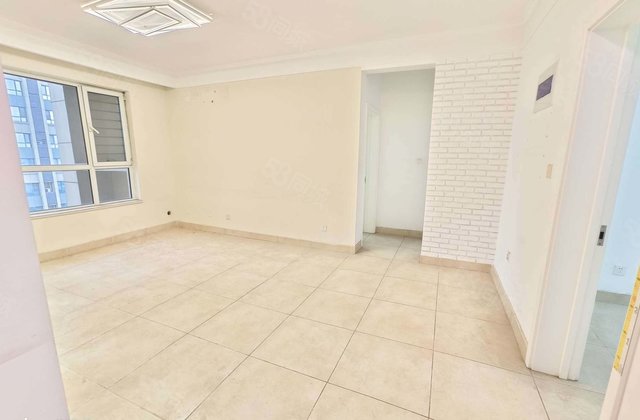 星美城市广场 小区新 医疗配套成熟 中间楼层 南北通透