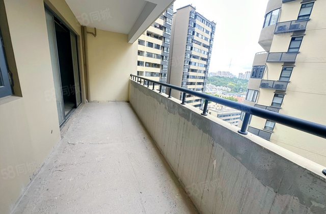 市委大院3室2厅126.3㎡120万二手房图片