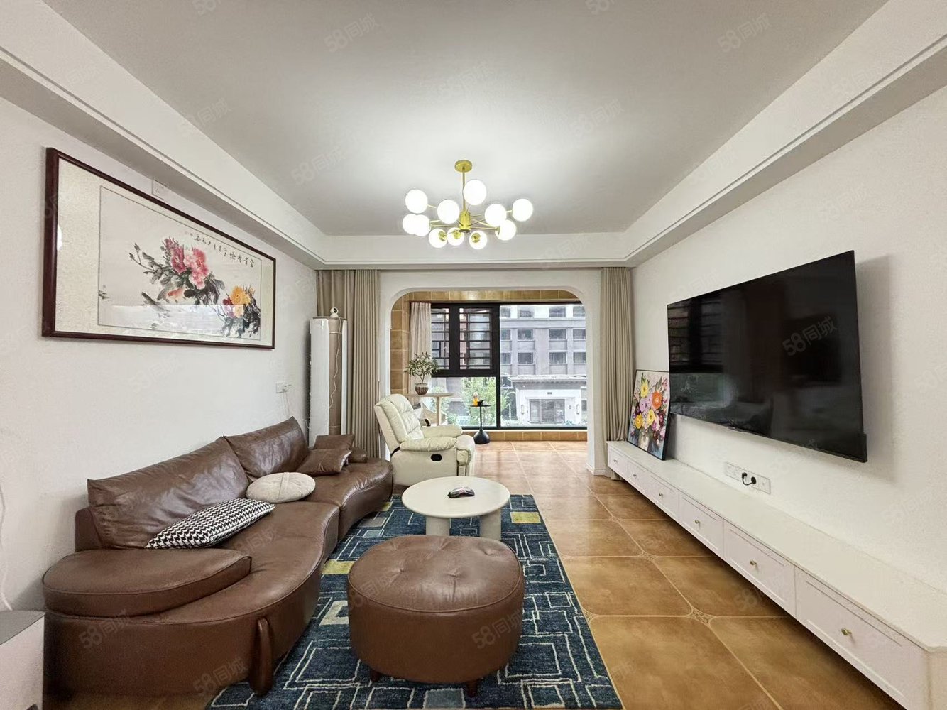 邦泰国宾府3室2厅1卫107㎡南北77万