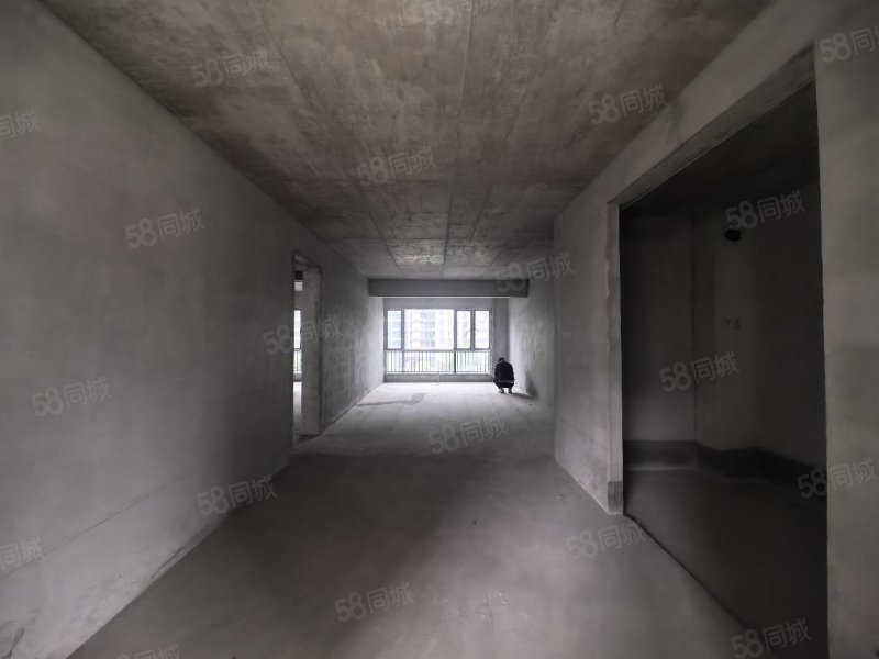 汇德华庭3室2厅2卫133㎡南北69.8万