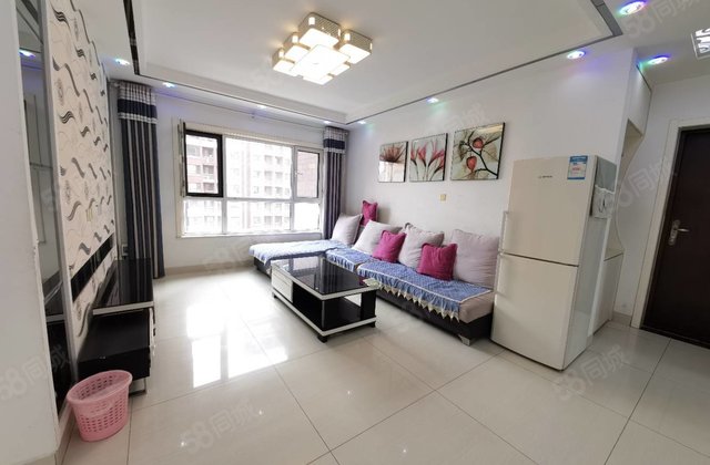 急售！水岸花语三室精装，送车位，储藏室！钥匙在手随时看房！