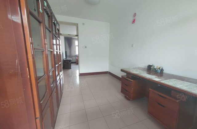 诚售！三中家属院儿  已安电梯  好楼层 看房方面