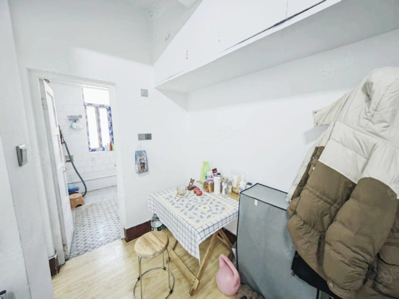 康泰南路32号小区1室1厅1卫30㎡北38.9万