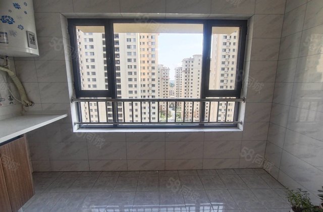 捡  了 高新区 东文轩 九州新城 精装三室 免大税送车位