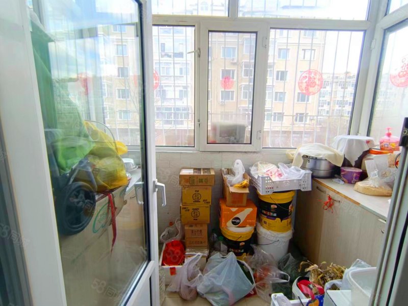 精装修拎包即住 楼下夜市 配套齐全 地铁沿线,军安绿色家园-哈尔滨58