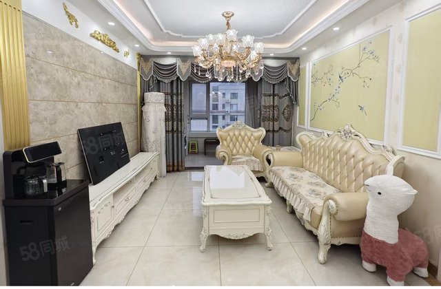 东苑中学 莲湖新城 昌润莲城 三叶草经典户型 精装两卫免大税