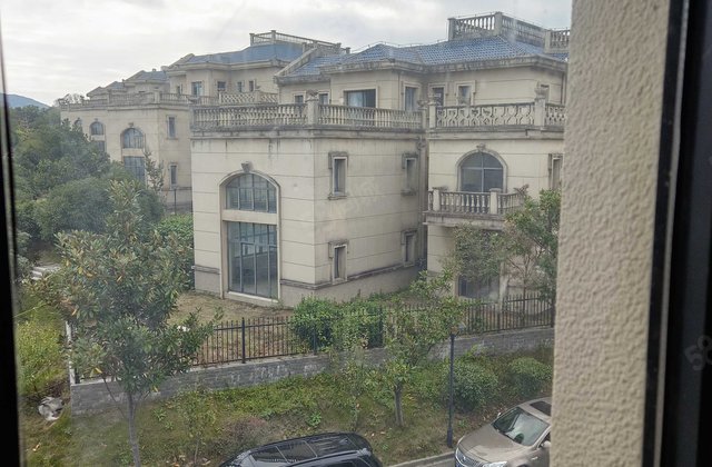 庐山山海会4室2厅190.32㎡120万二手房图片