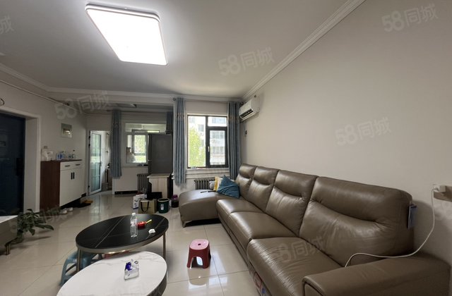 急售！文轩总校外国语 东关国际 精装两室 随便停车储