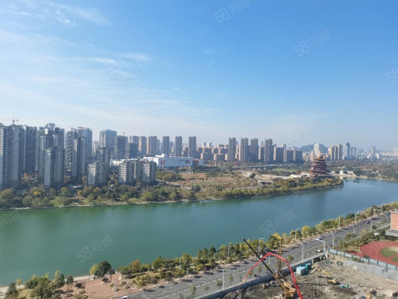 阳光城檀府6室2厅4卫460㎡南北436万