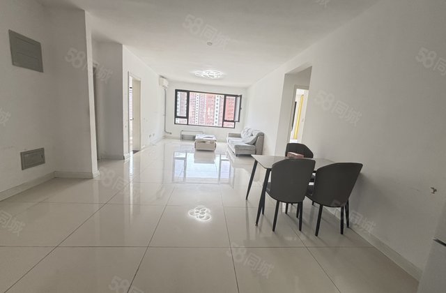 抢小高桃李天阅，百合新城，带储藏室免大税好楼层三叶草全明户型