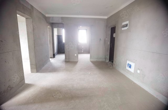 金鹏中国印3室2厅117㎡67.5万二手房图片