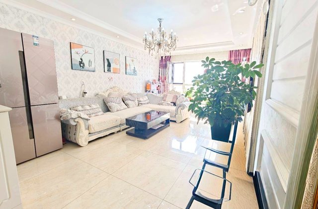 德展长春印3室2厅112㎡61.8万二手房图片