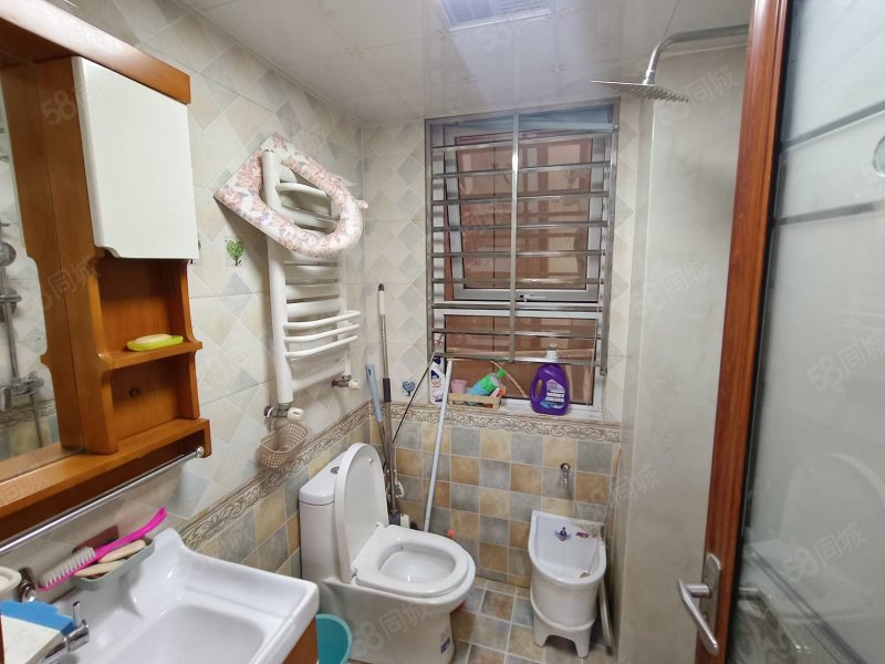 唐宁湾3室2厅1卫92.6㎡南北50万