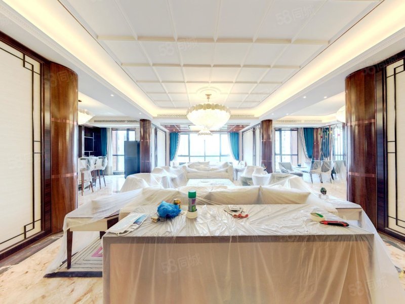 星河湾8室3厅7卫1018㎡南2000万