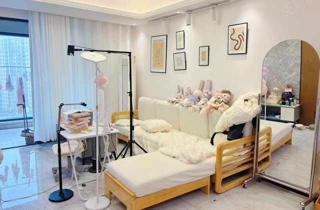 万科魅力之城3室2厅100㎡88万二手房图片