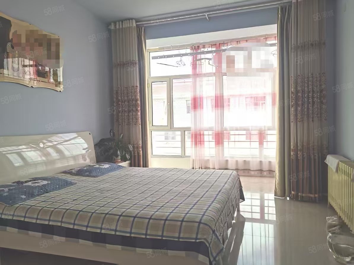 华油锡林小区3室2厅1卫110㎡南北40万