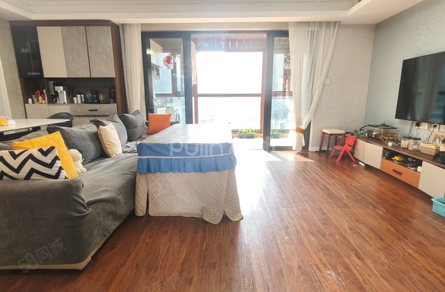 万科魅力之城4室2厅127.02㎡129.8万二手房图片