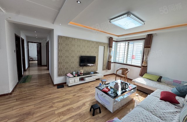 悠然天地4室2厅147.58㎡75万二手房图片